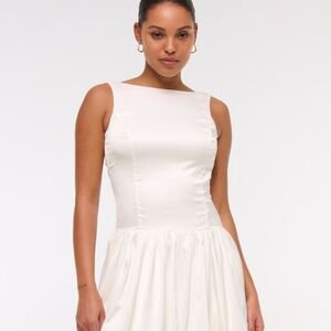 Abercrombie & Fitch Cream Sleeveless Dress